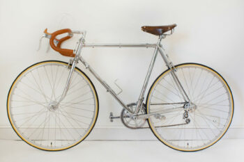 Vélo de course chrome – Image 9