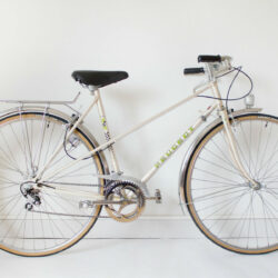 Vélo de ville Peugeot PH18M